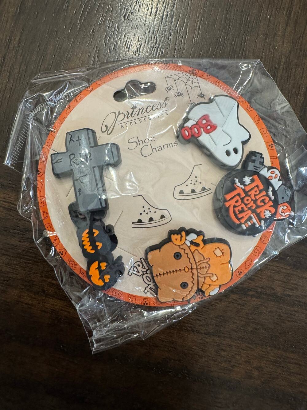 Halloween hello kitty shoe charms orange black gray cross set of 5
